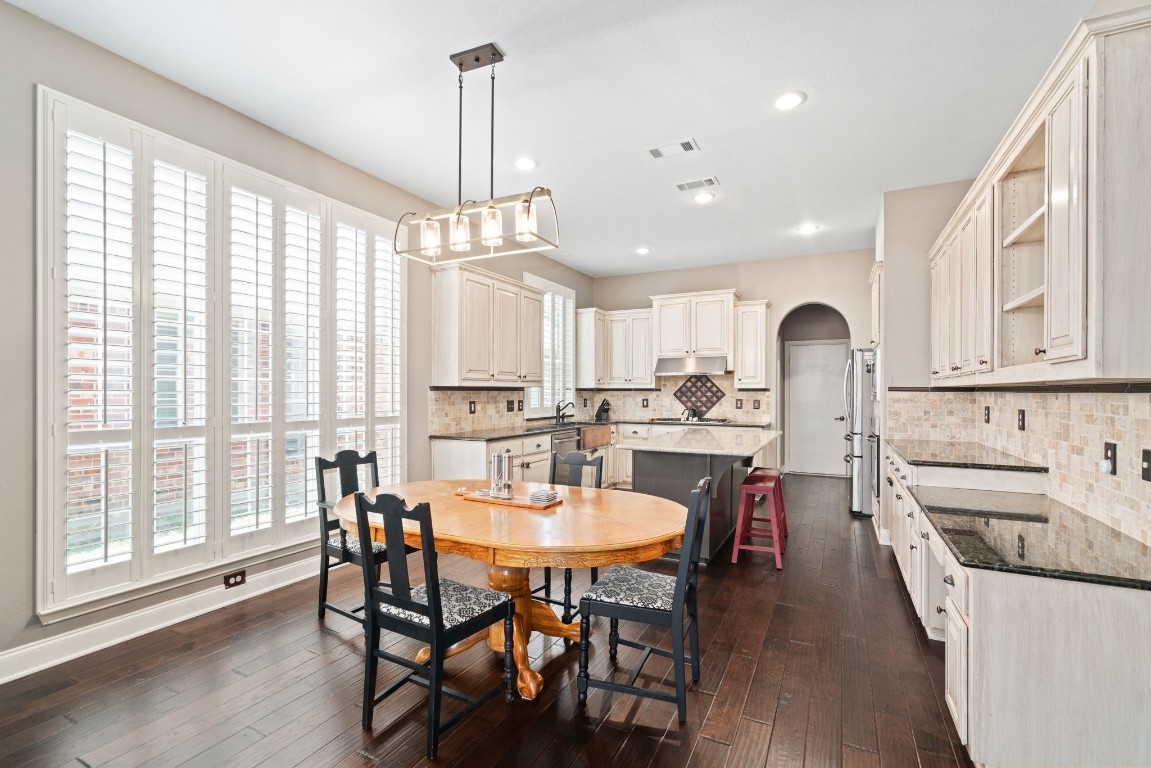 8611 Weston Lane Lantana TX 76226