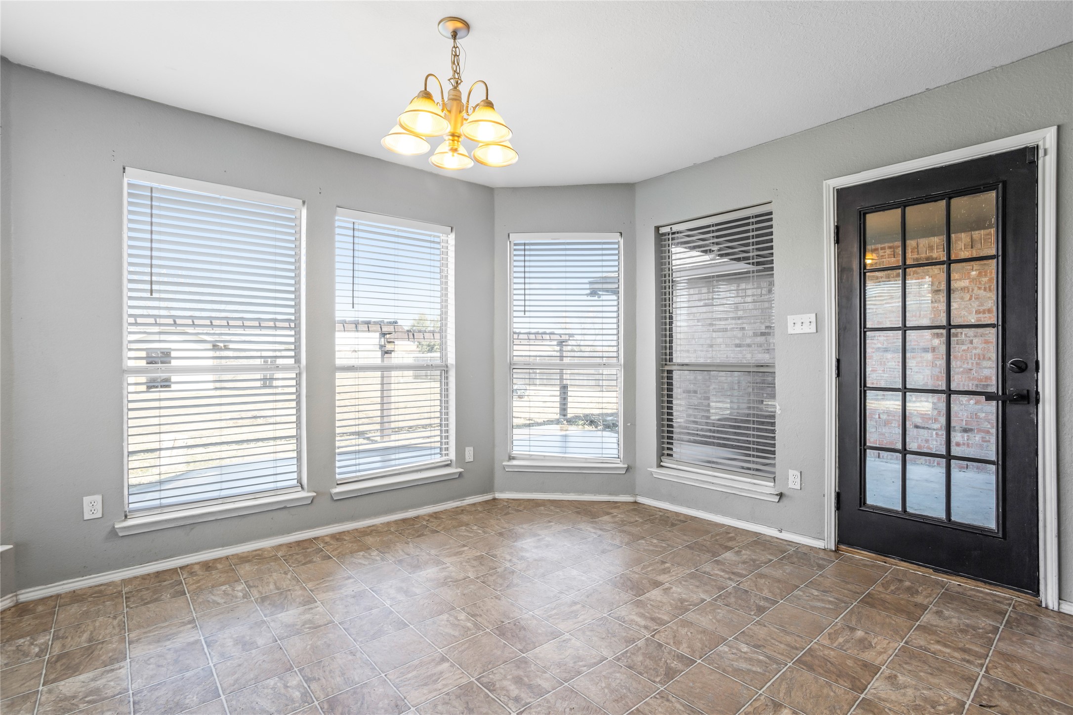 2712 Braford Drive Crowley TX 76036