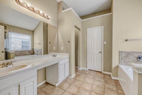 9909 Lamberton Terrace Fort Worth TX 76244