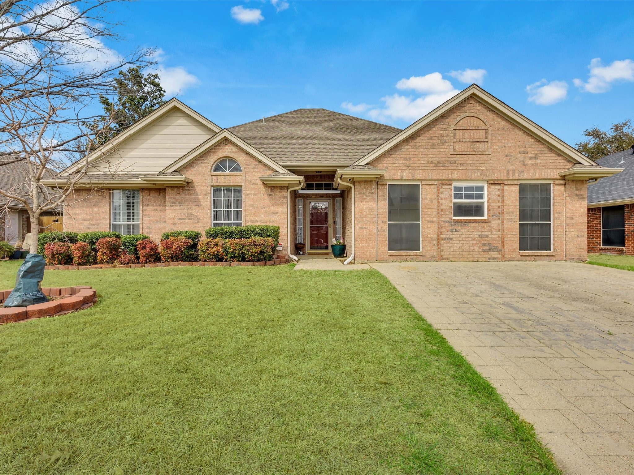 1140 Springwood Drive Saginaw TX 76179