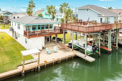 214 Galleon Drive Freeport TX 77541