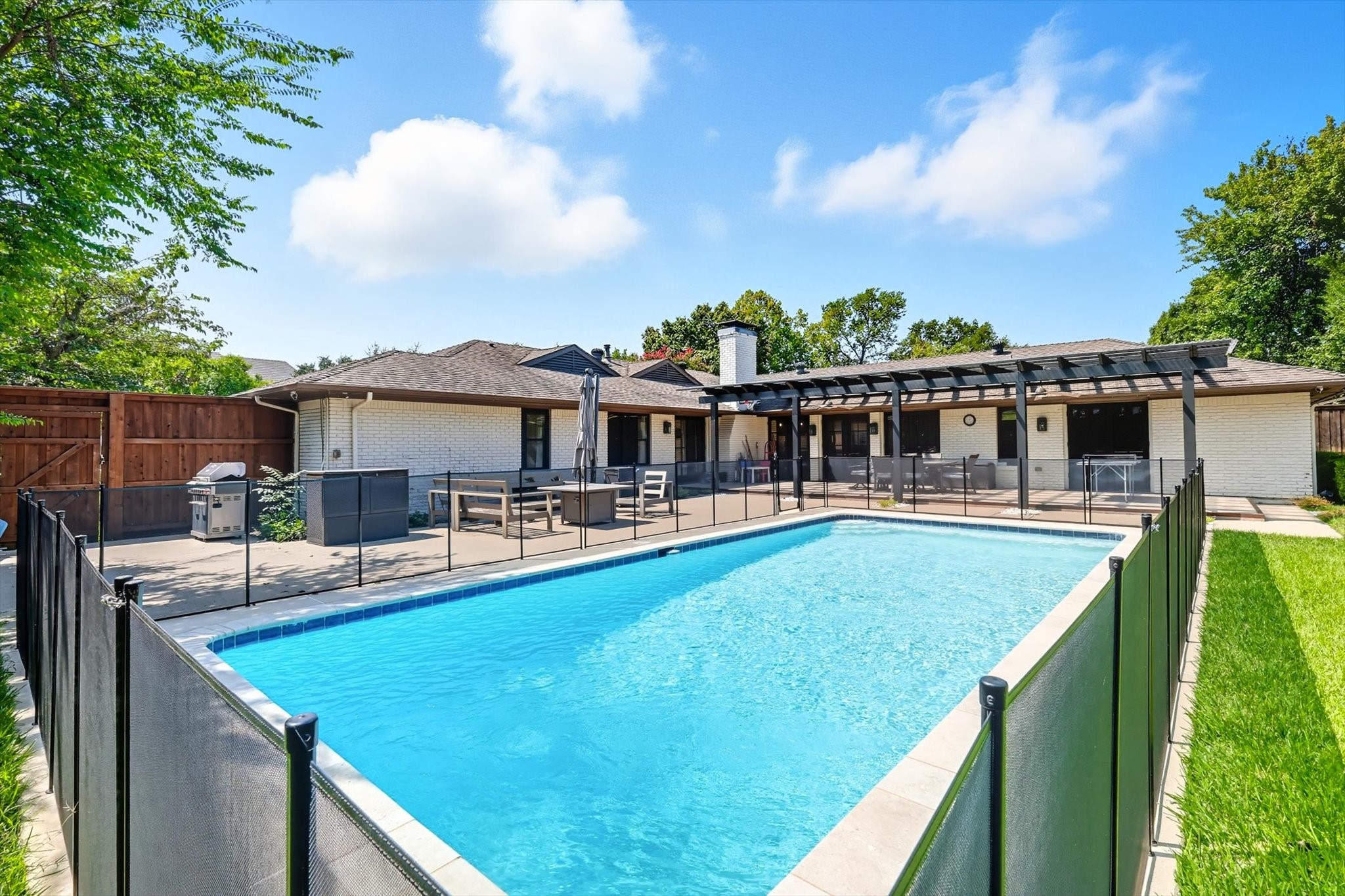 5857 Charlestown Drive Dallas TX 75230