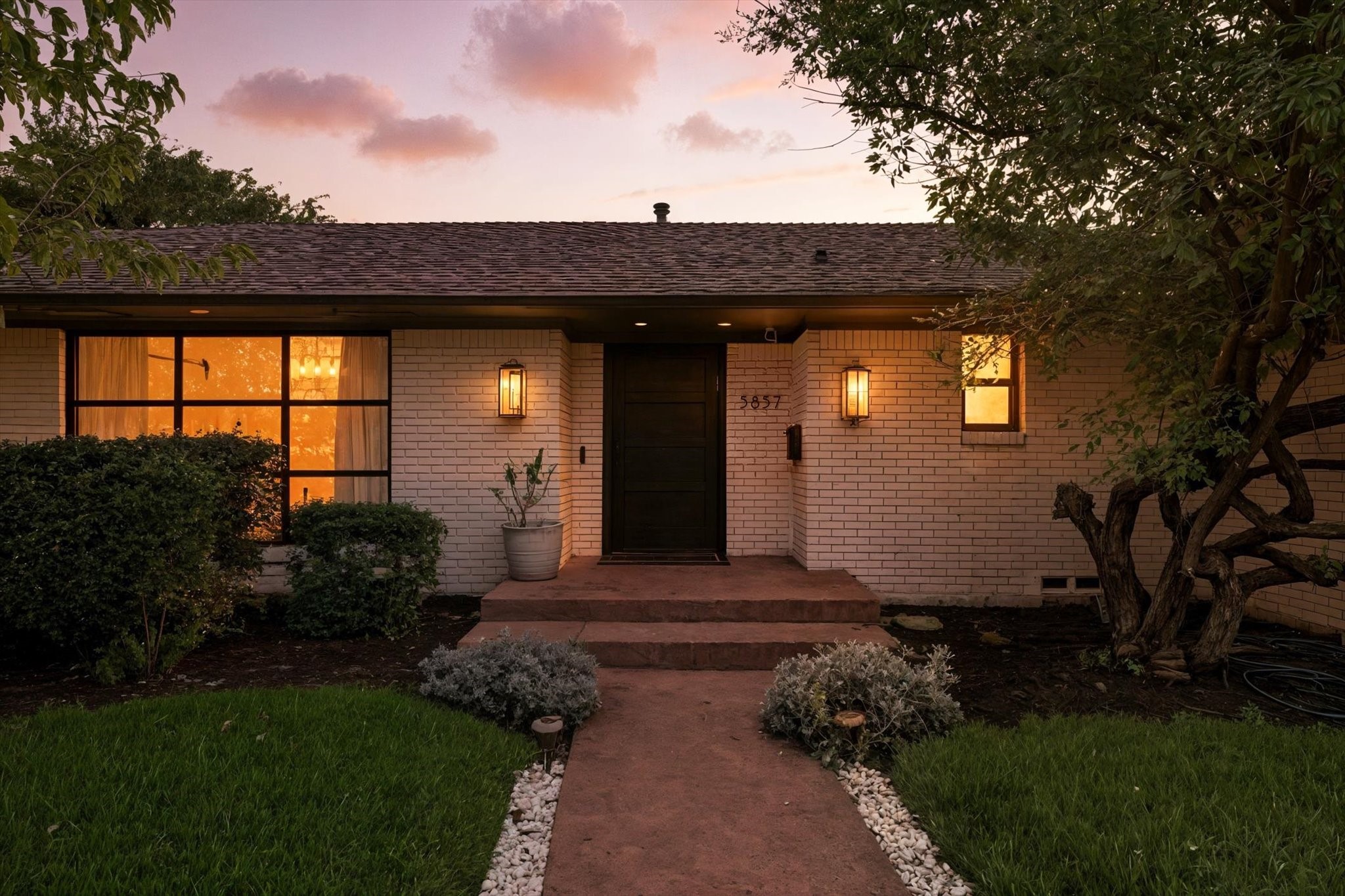 5857 Charlestown Drive Dallas TX 75230