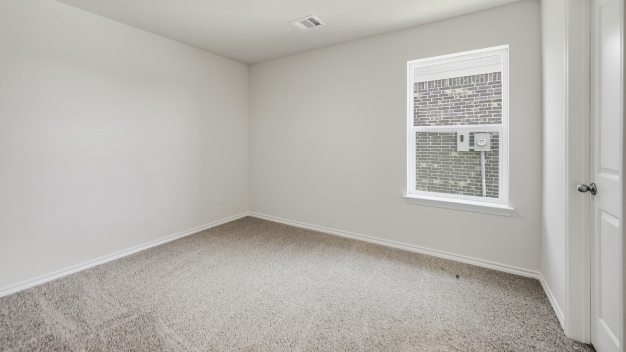 800 Barton Drive Ennis TX 75119