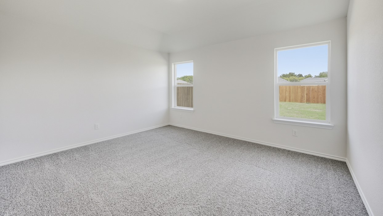 800 Barton Drive Ennis TX 75119