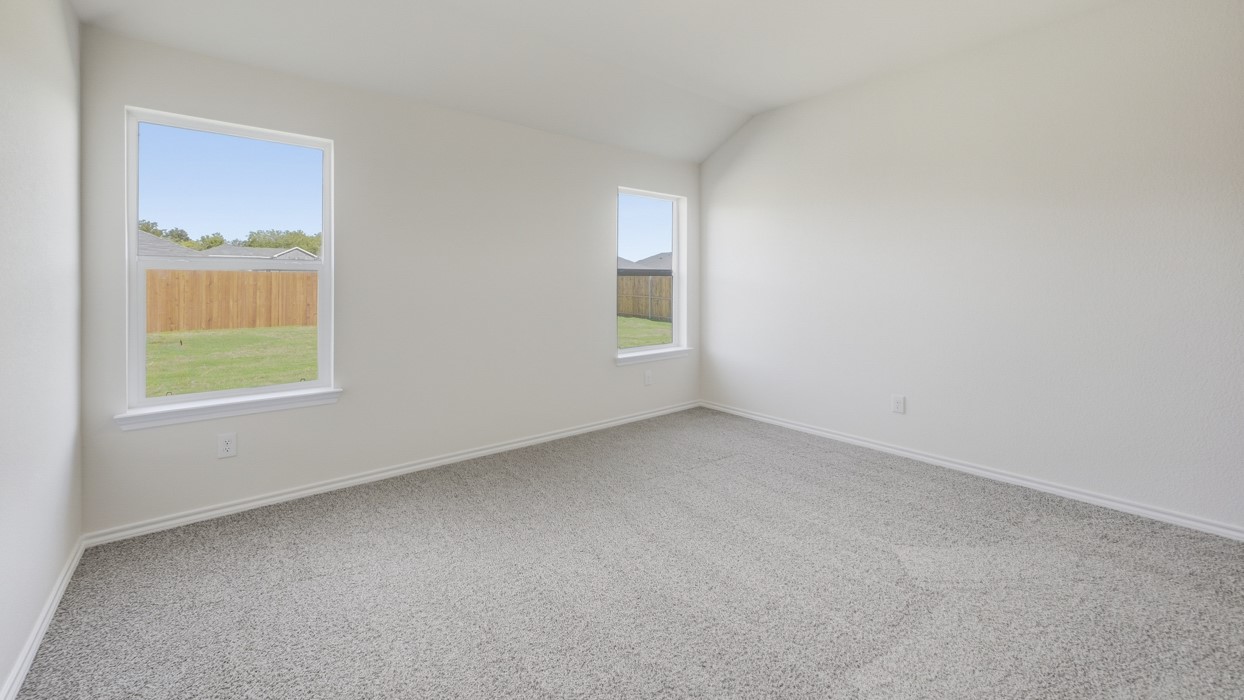 800 Barton Drive Ennis TX 75119