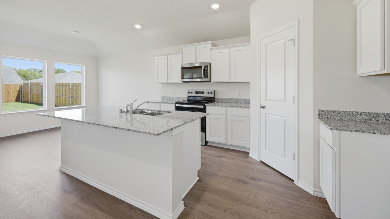 800 Barton Drive Ennis TX 75119