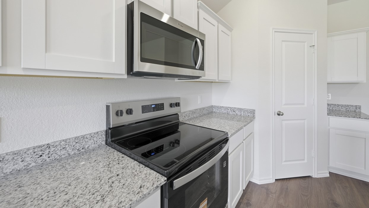 800 Barton Drive Ennis TX 75119