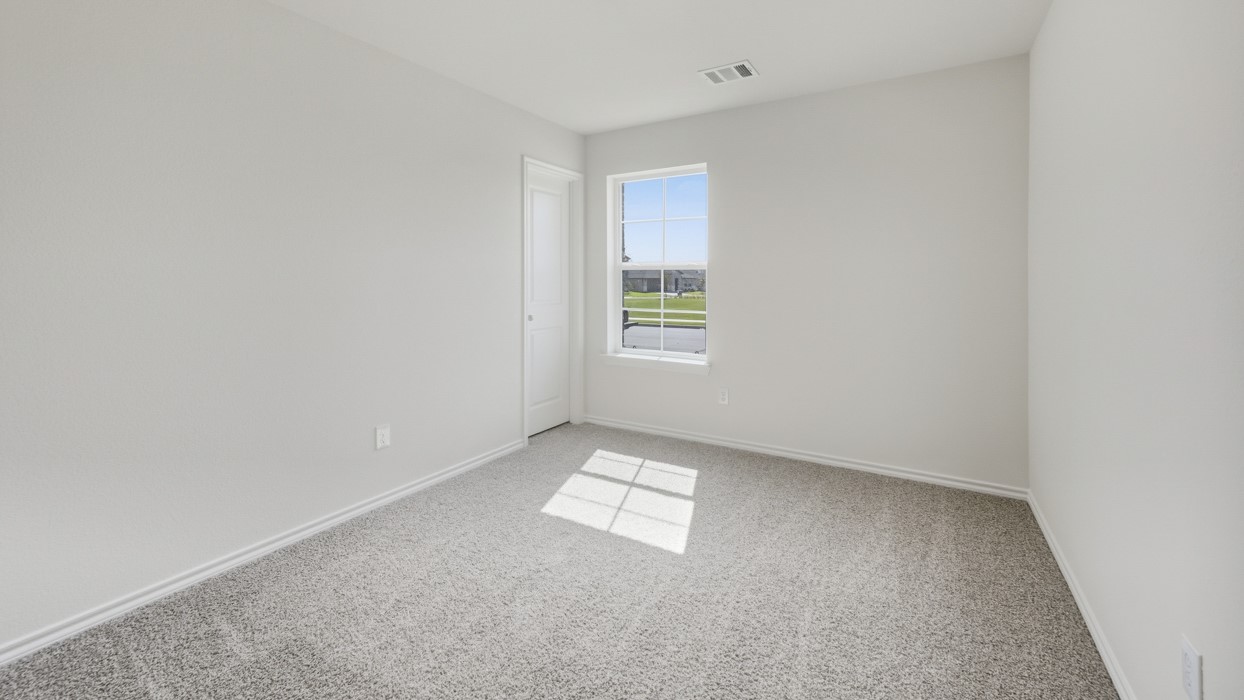 800 Barton Drive Ennis TX 75119
