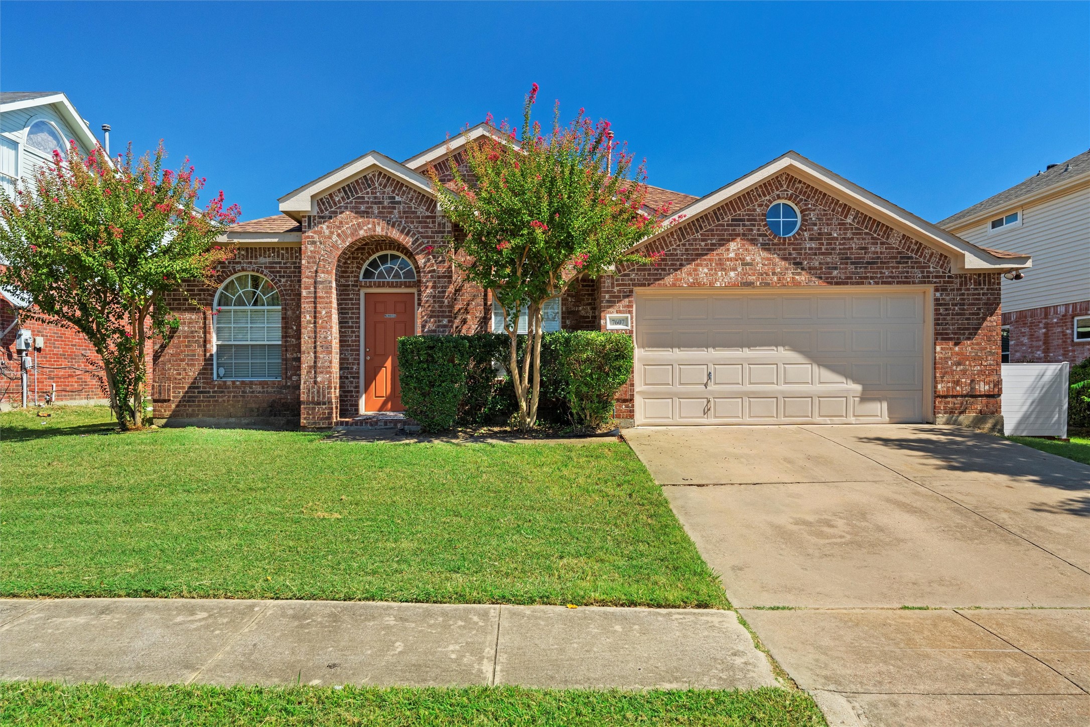 7607 Pittsford Lane Arlington TX 76002