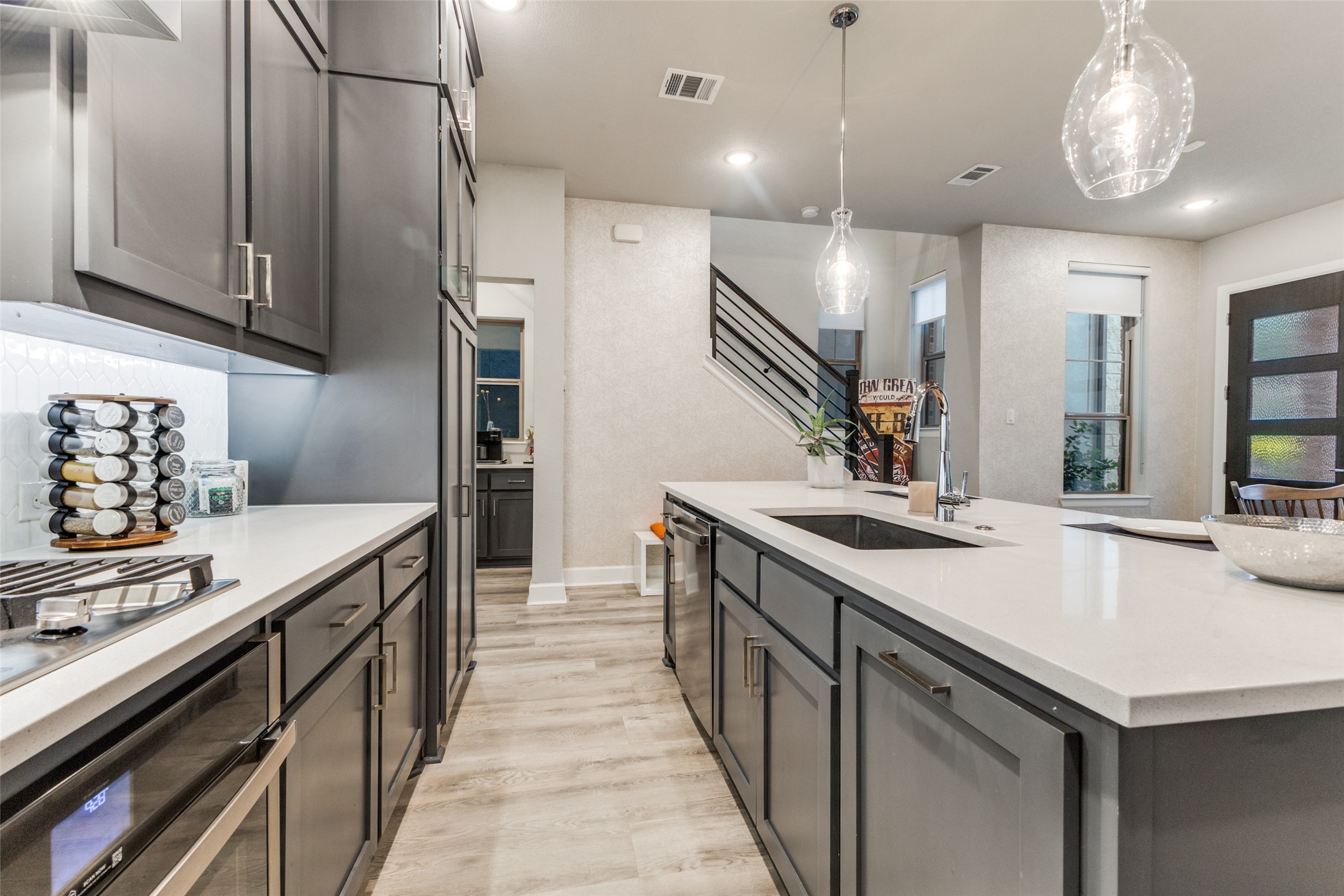 7129 Laurel Ridge Dallas TX 75231