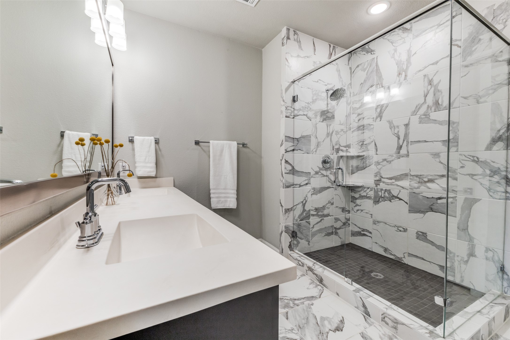 7129 Laurel Ridge Dallas TX 75231