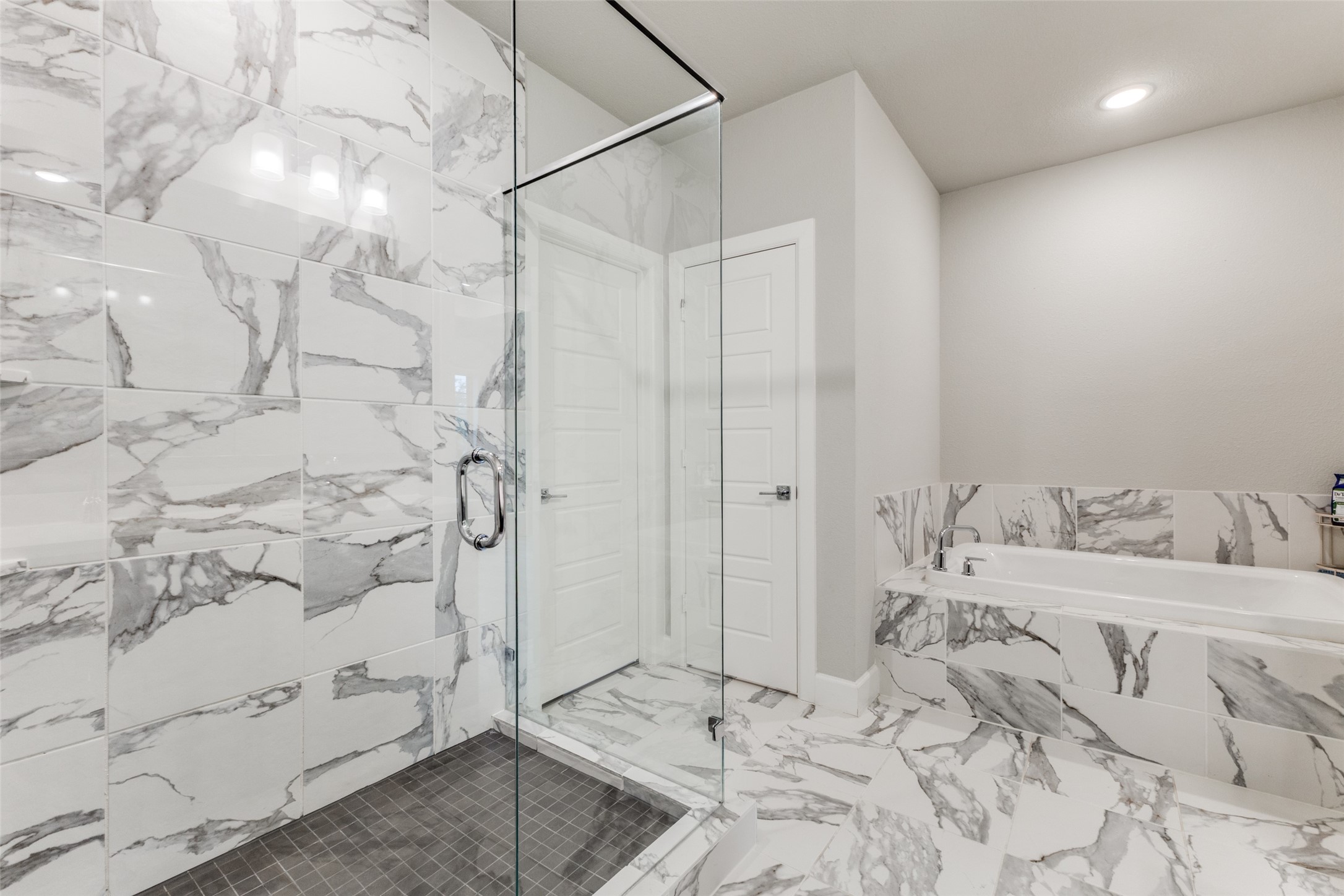 7129 Laurel Ridge Dallas TX 75231
