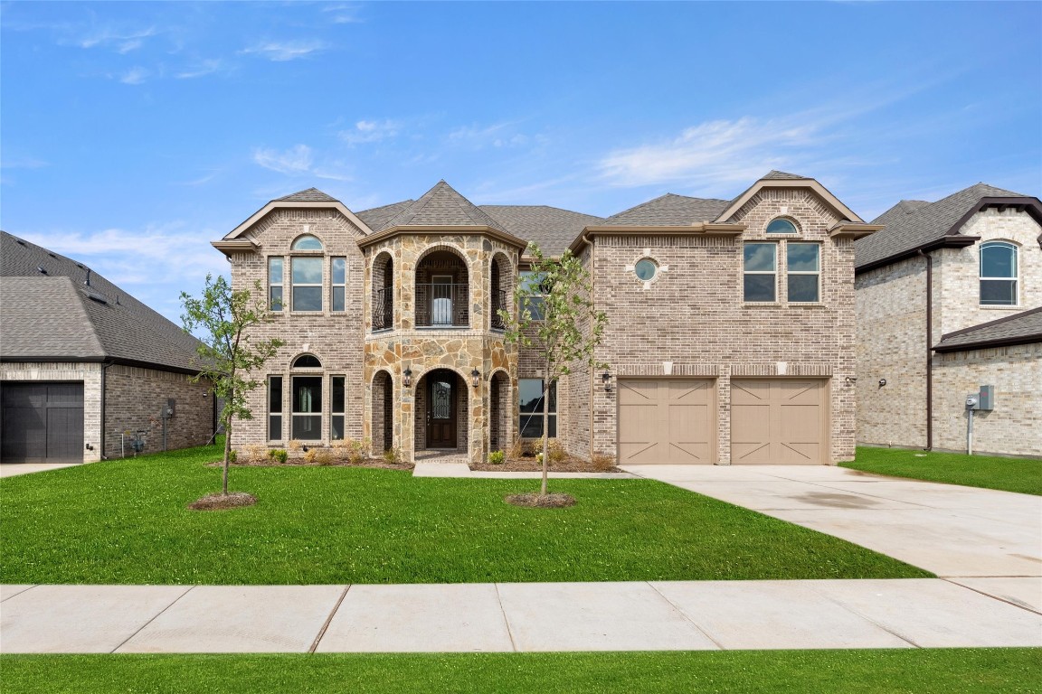 1320 Cash Street Burleson TX 76028