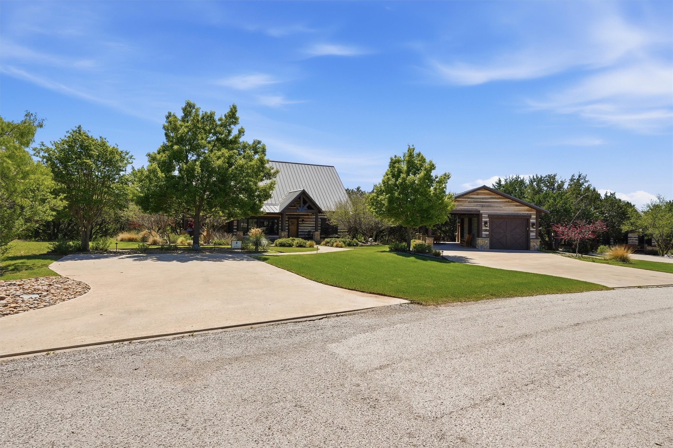 1190 Waterfall Way Graford TX 76449