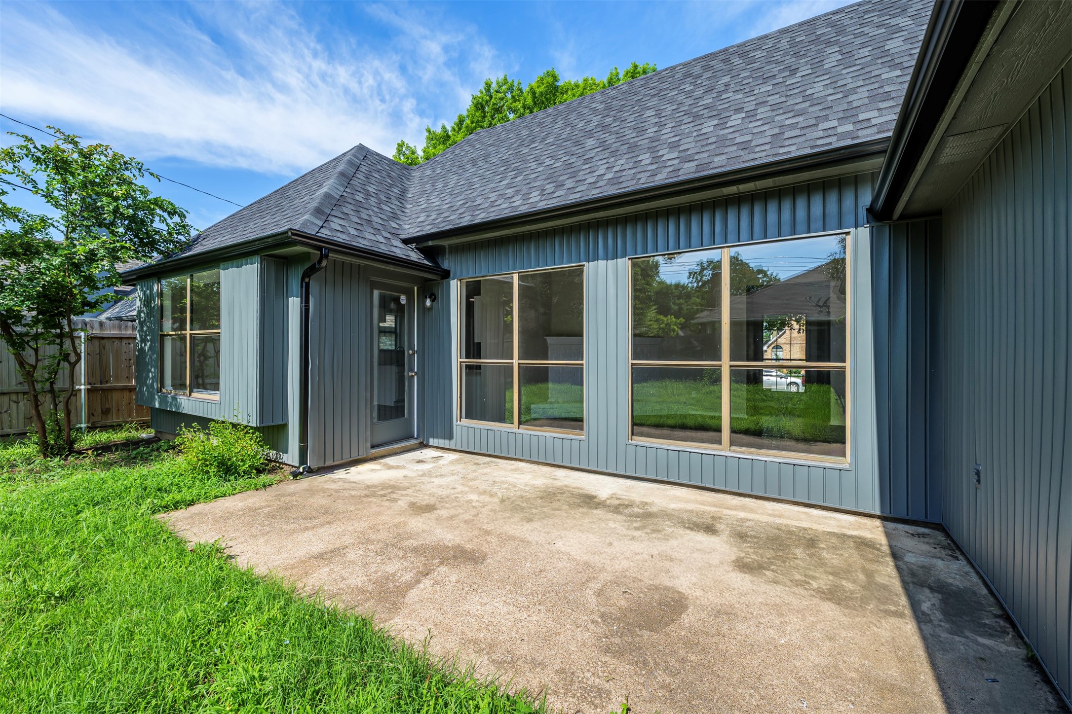 6105 Meadowside Trail Arlington TX 76017