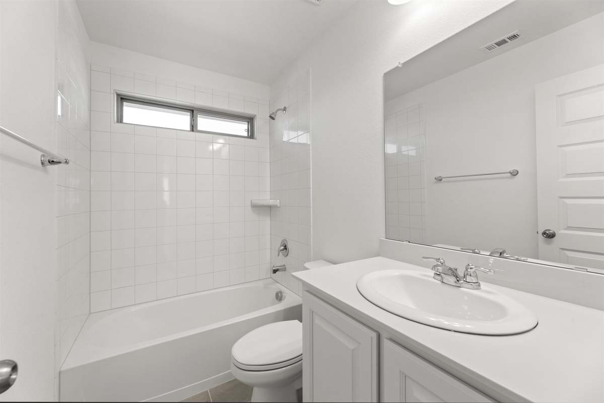 1636 Meadow Crest Drive Aubrey TX 76227