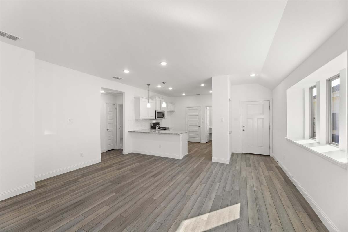 1636 Meadow Crest Drive Aubrey TX 76227