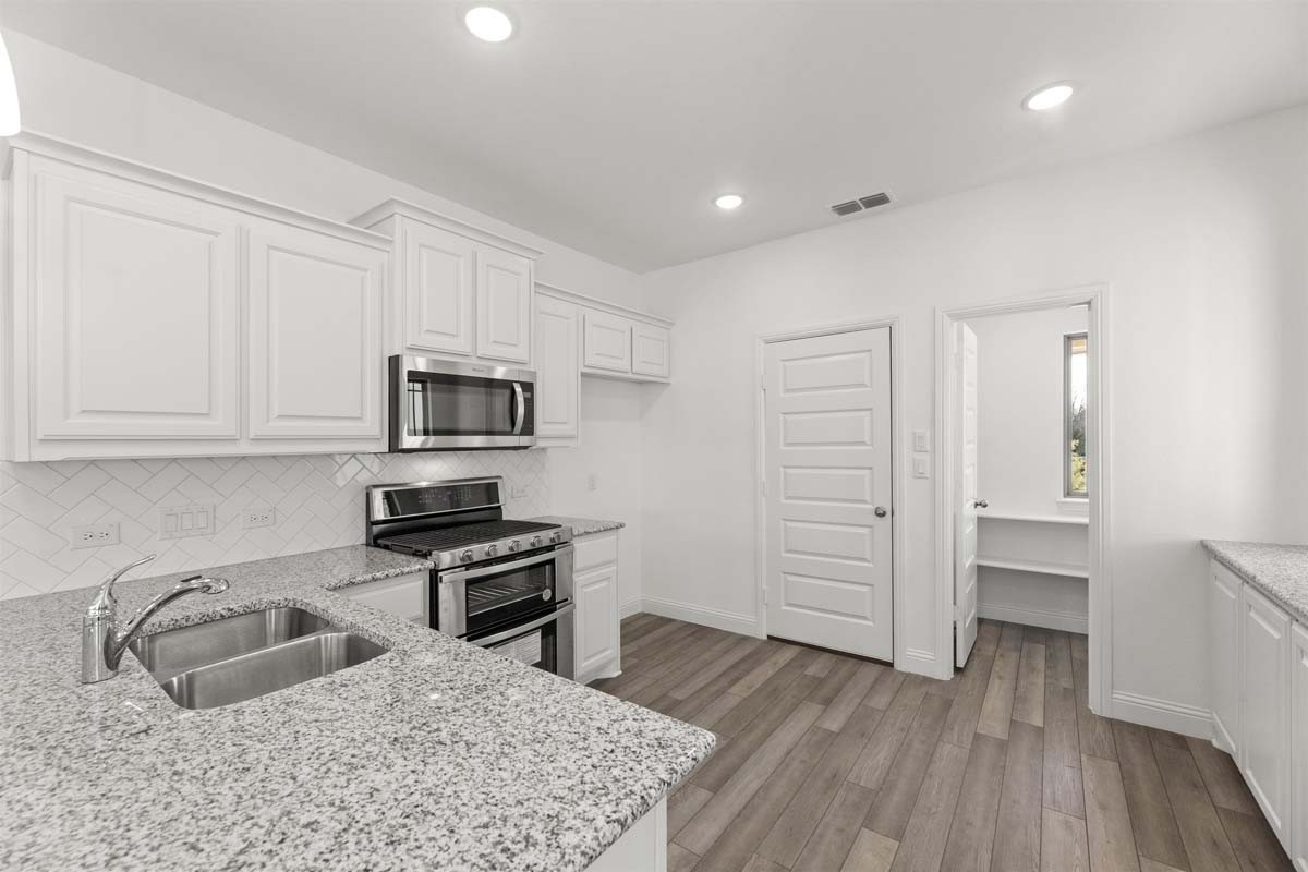1636 Meadow Crest Drive Aubrey TX 76227