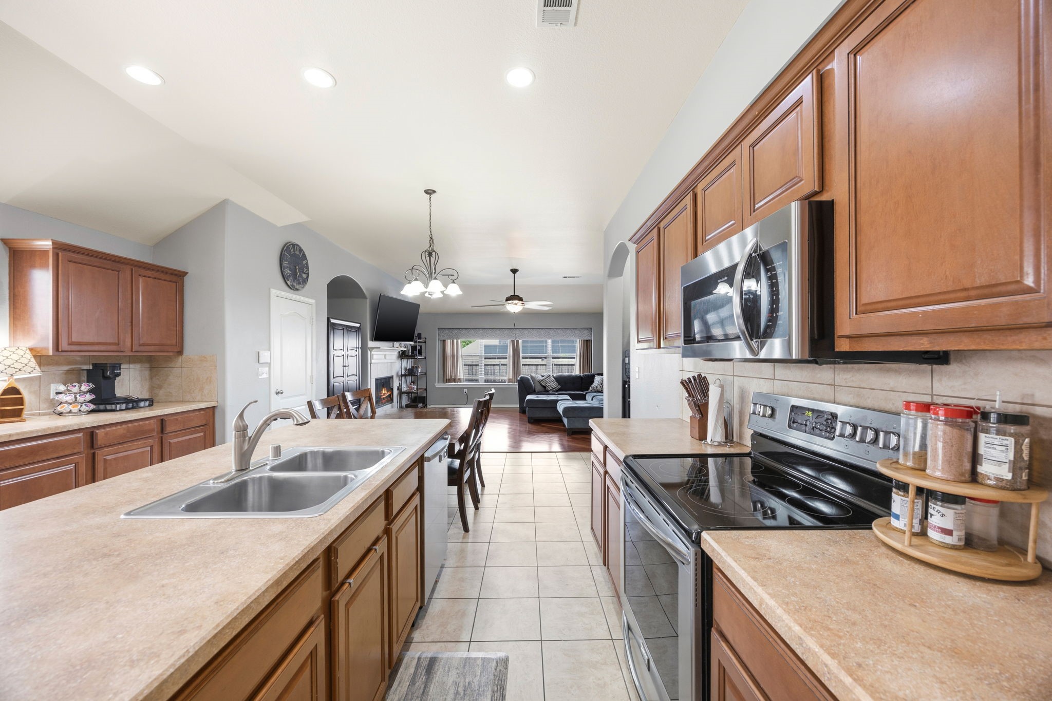 1117 Ponderosa Drive Aubrey TX 76227