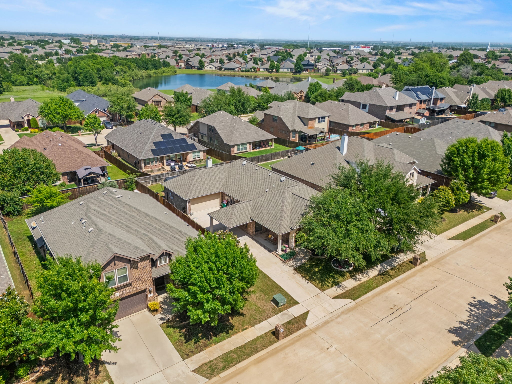 1117 Ponderosa Drive Aubrey TX 76227