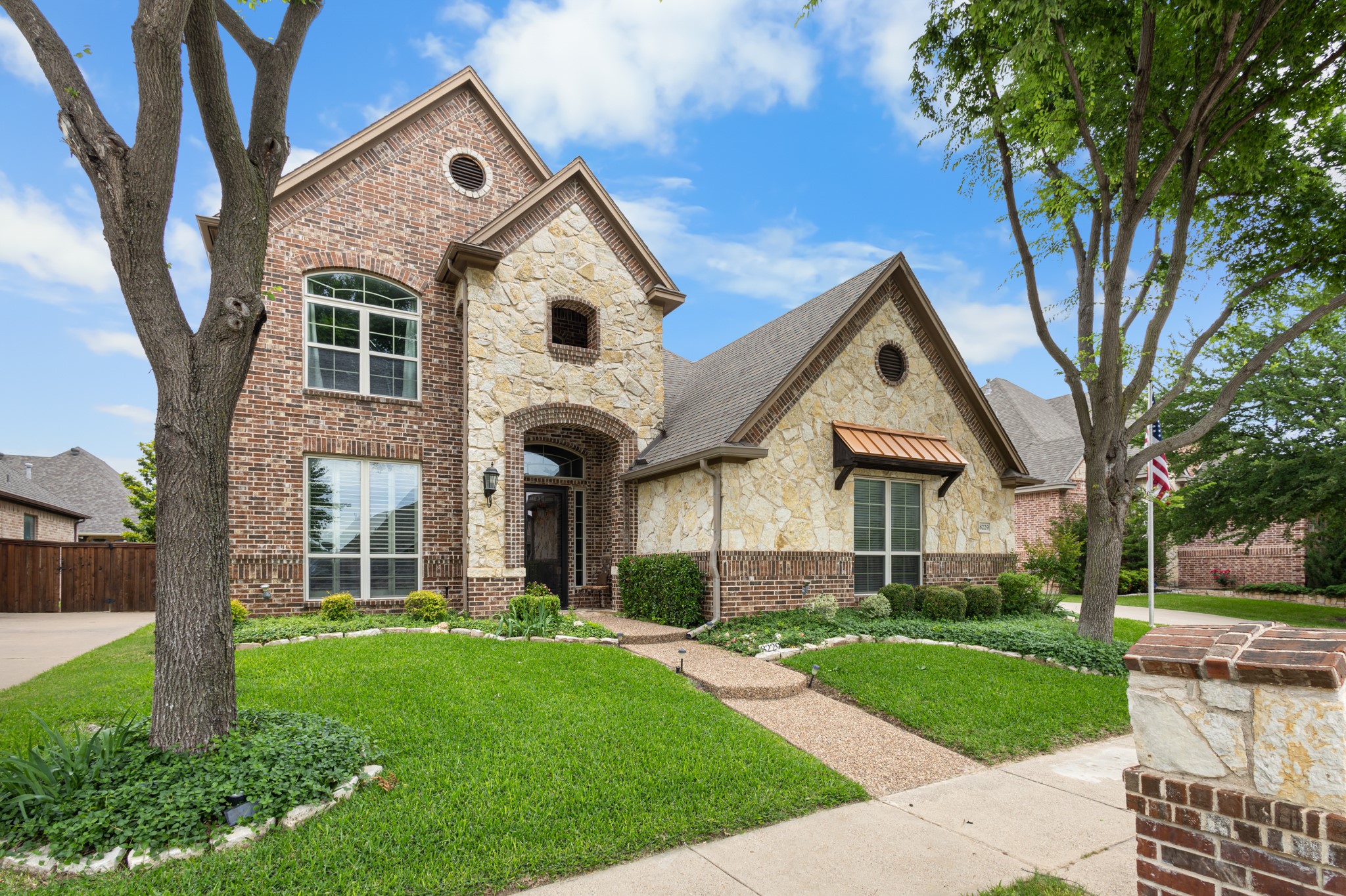 8229 Forest Glenn North Richland Hills TX 76182