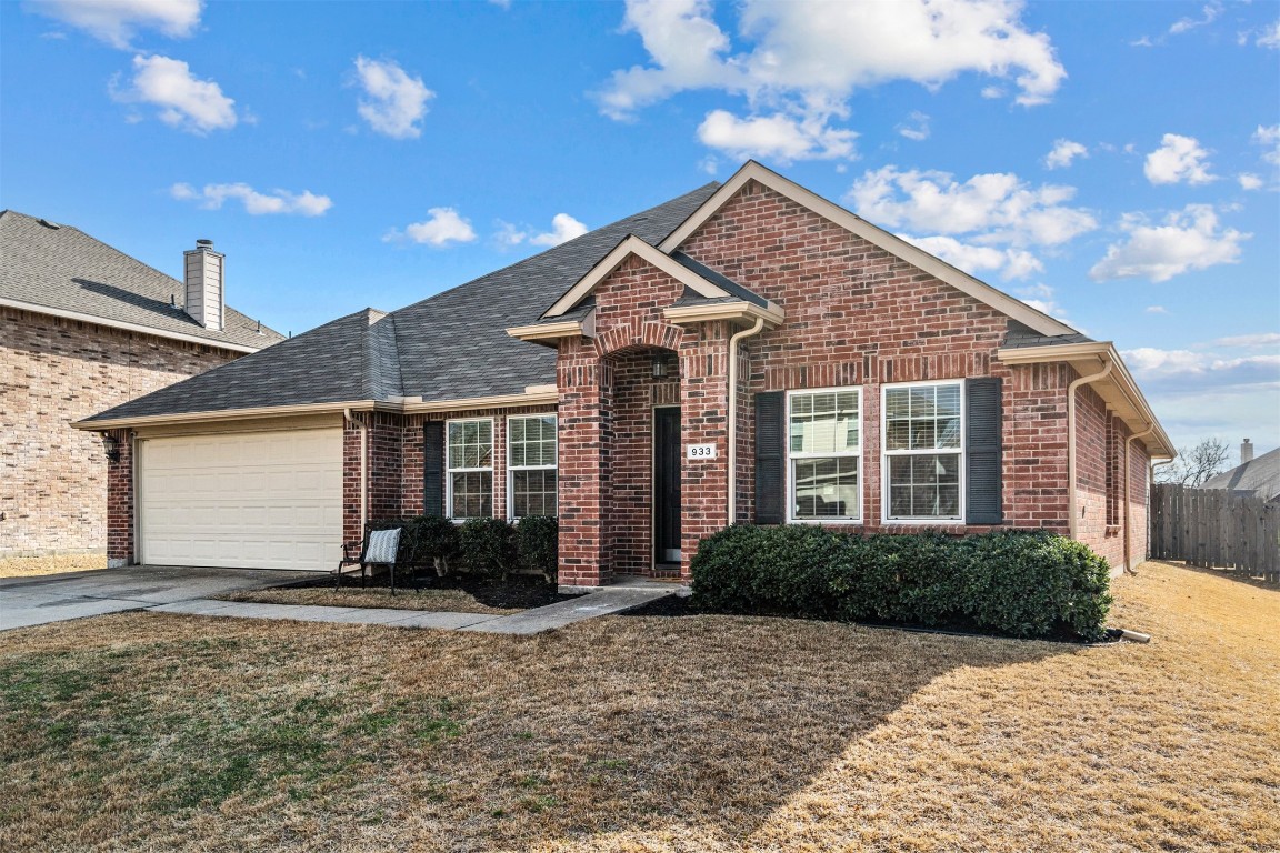 933 Cedar Creek Drive Wylie TX 75098
