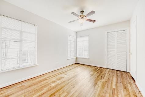 6918 Vivian Avenue Dallas TX 75223