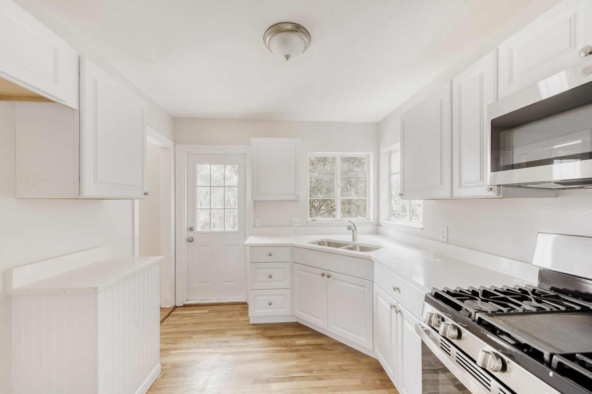 6918 Vivian Avenue Dallas TX 75223