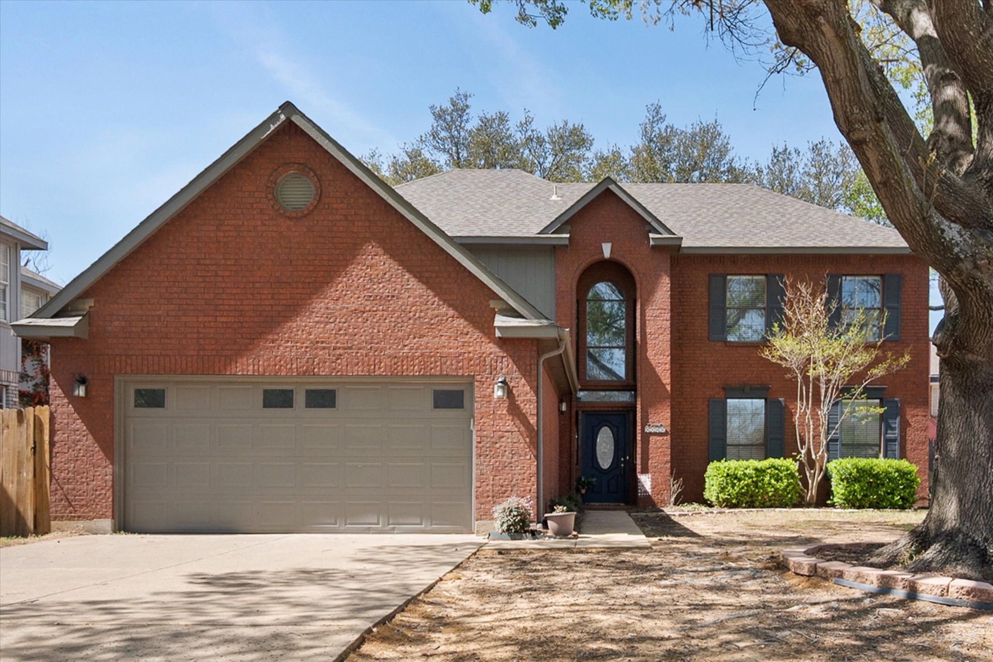 6104 Hedgeapple Court Arlington TX 76001