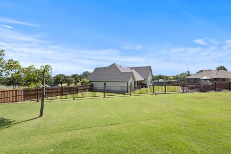 1611 N Mason Street Bowie TX 76230