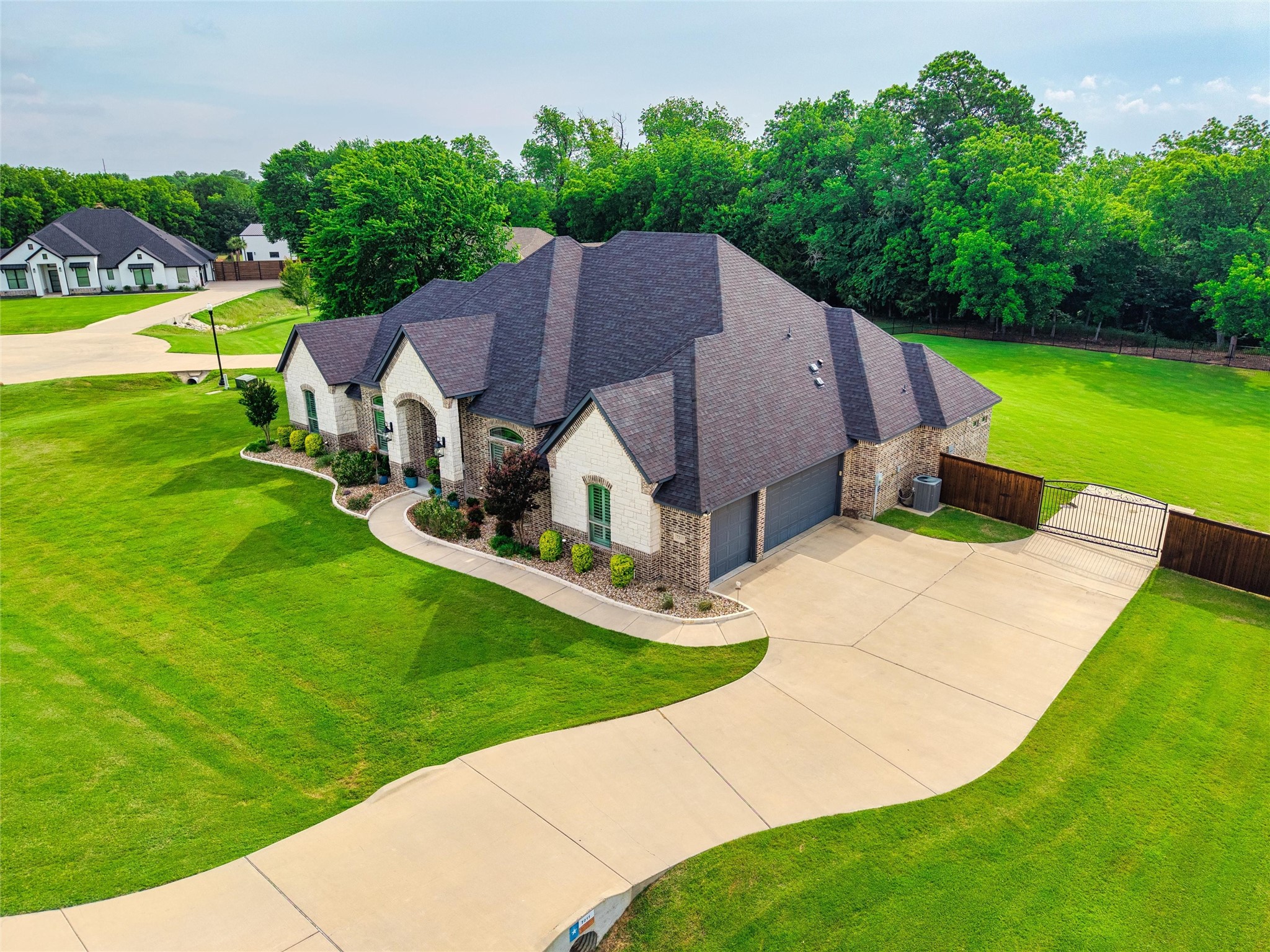 7211 Dillon Circle Midlothian TX 76065