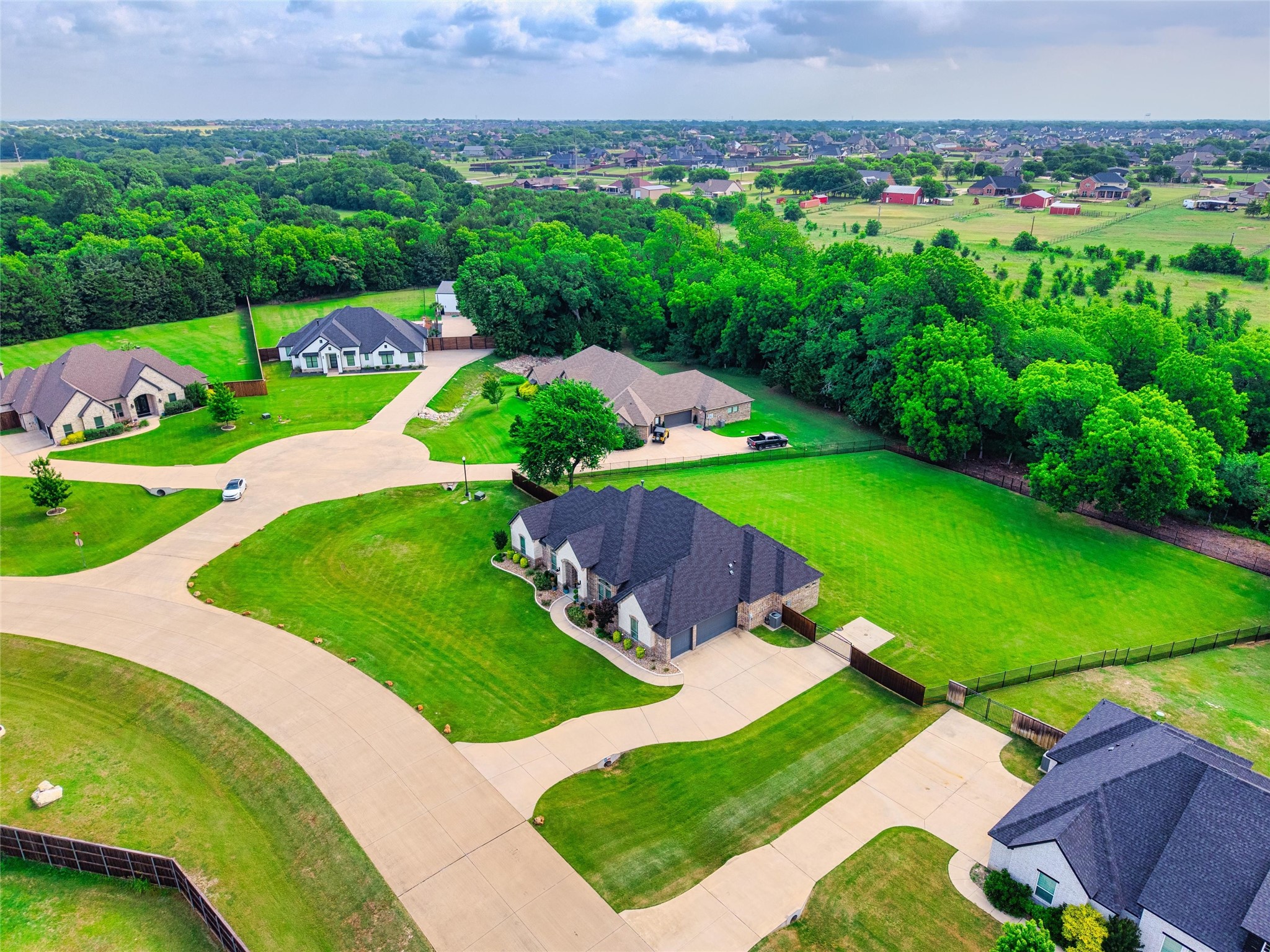 7211 Dillon Circle Midlothian TX 76065