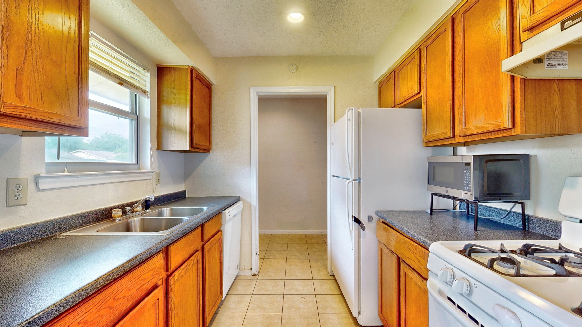 1147 Shadyglen Circle Richardson TX 75081