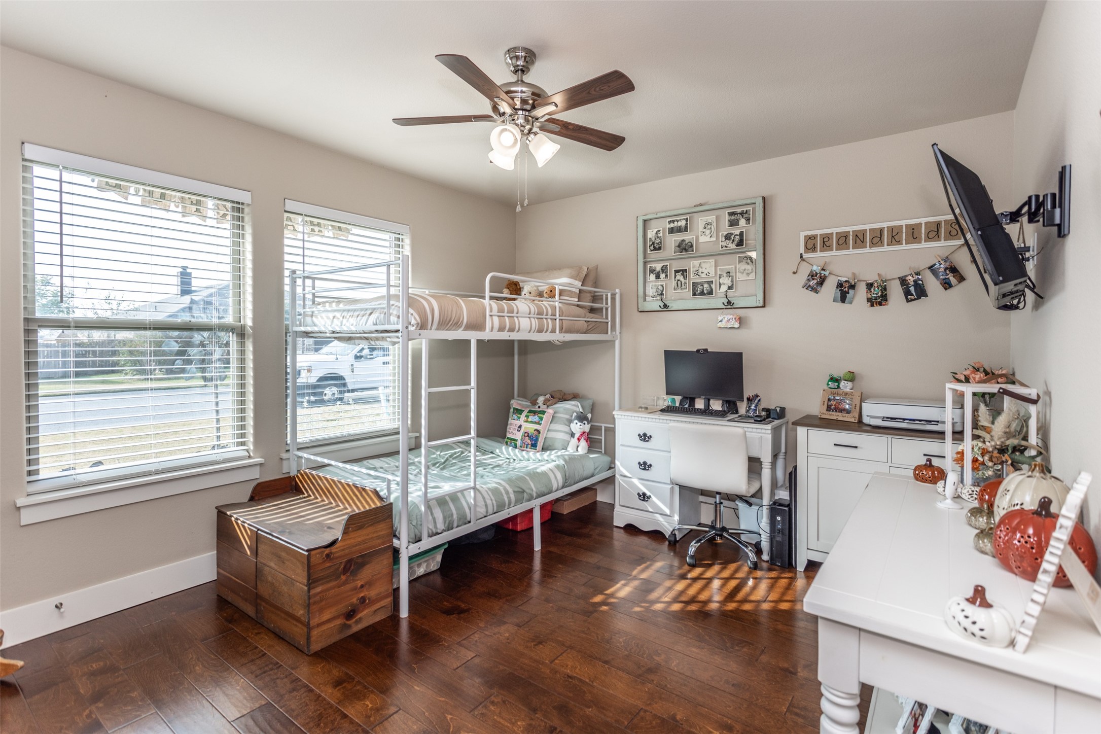 513 Pathfinder Street Collinsville TX 76233