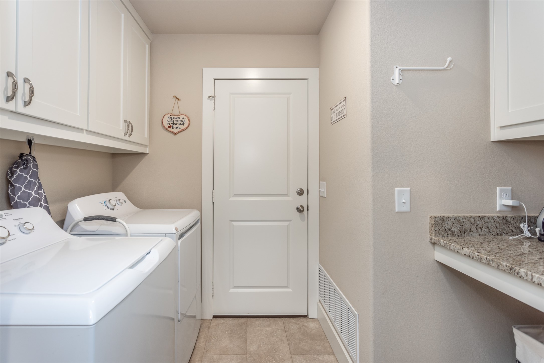 513 Pathfinder Street Collinsville TX 76233