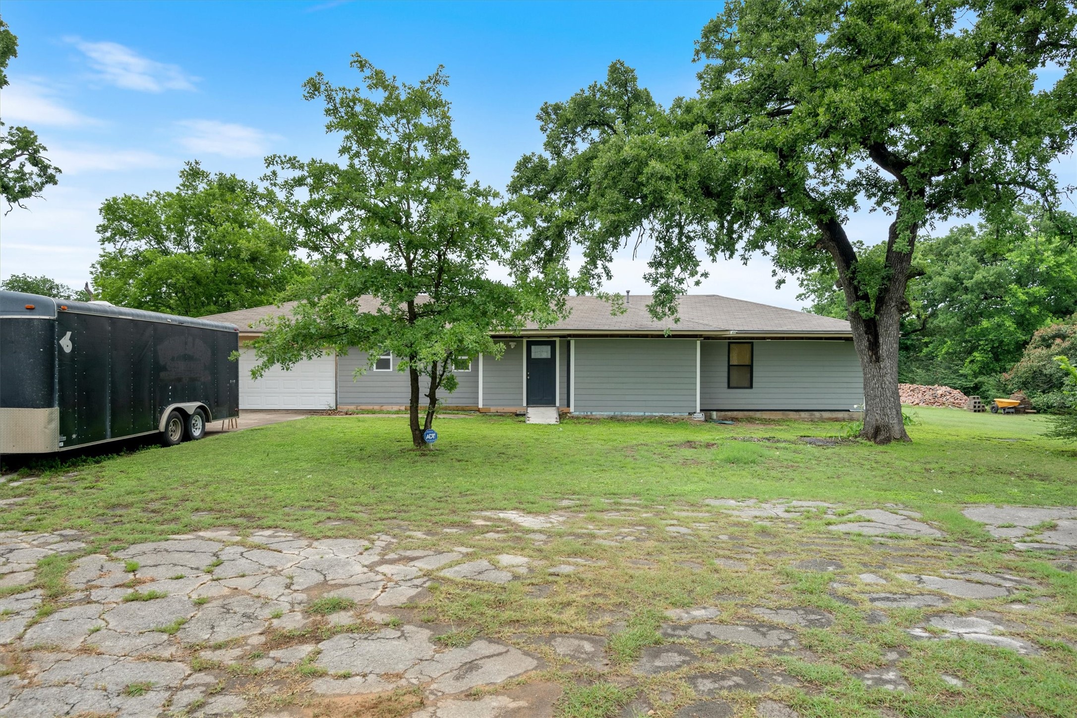523 S Eastern Street Keene TX 76031