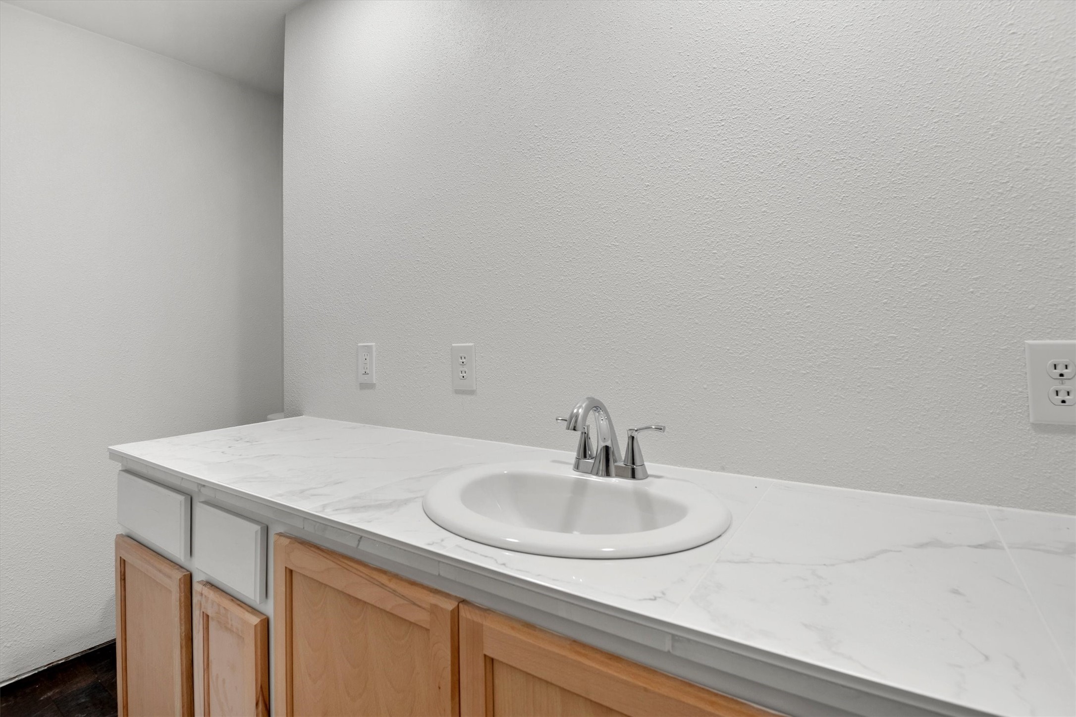 523 S Eastern Street Keene TX 76031