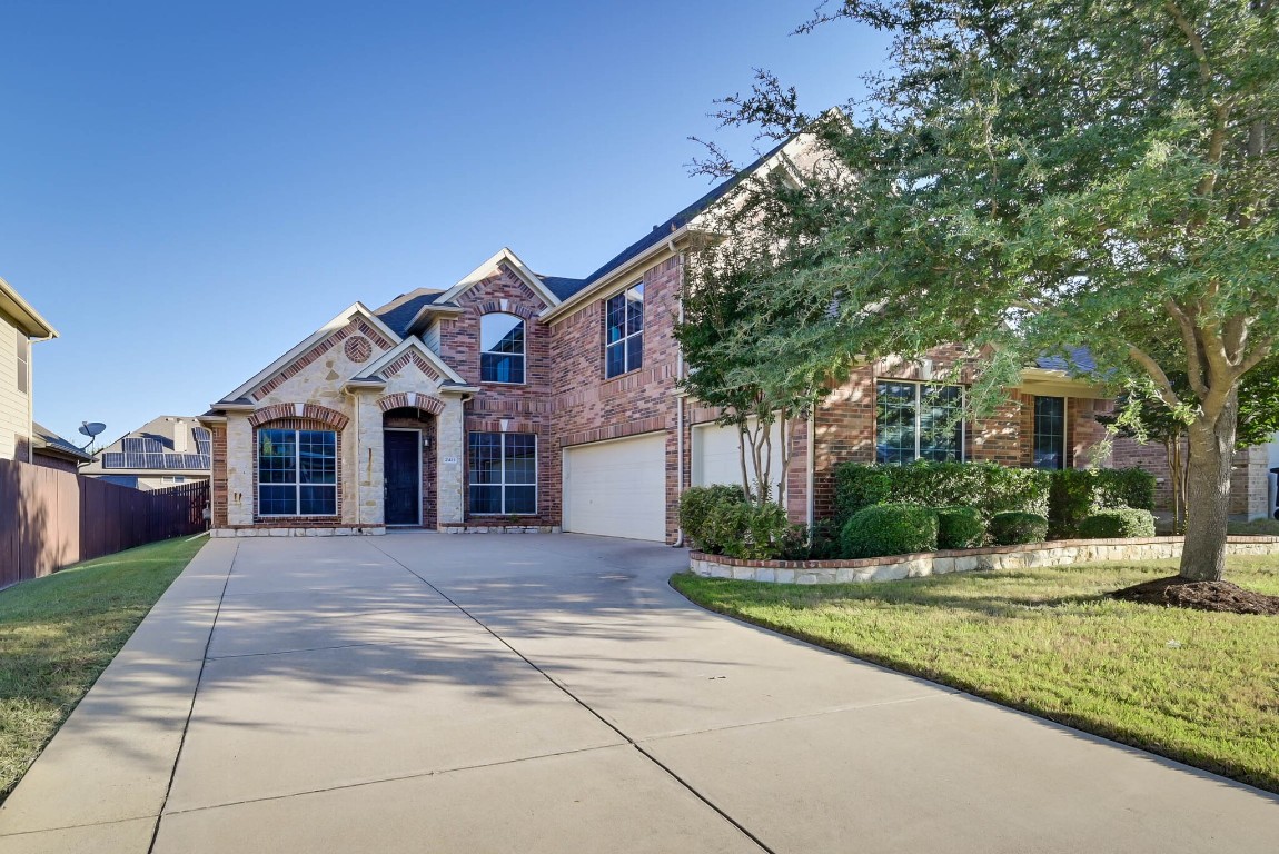 2411 Gulf Stream Lane Arlington TX 76001
