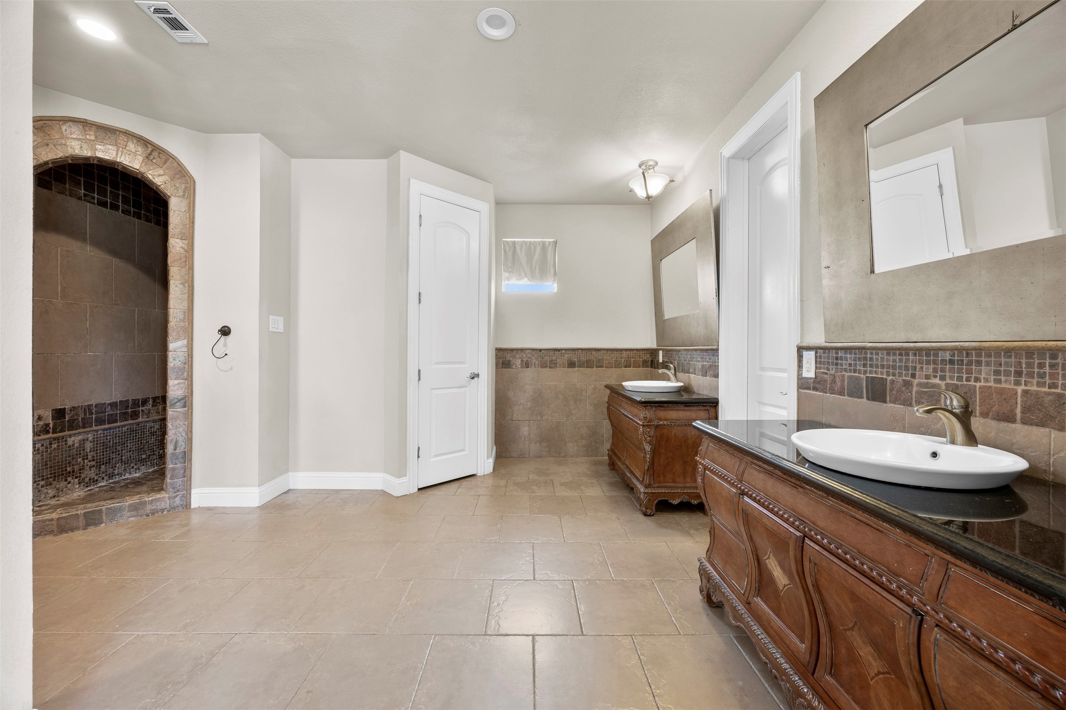 219 Mohundro Road Ferris TX 75125