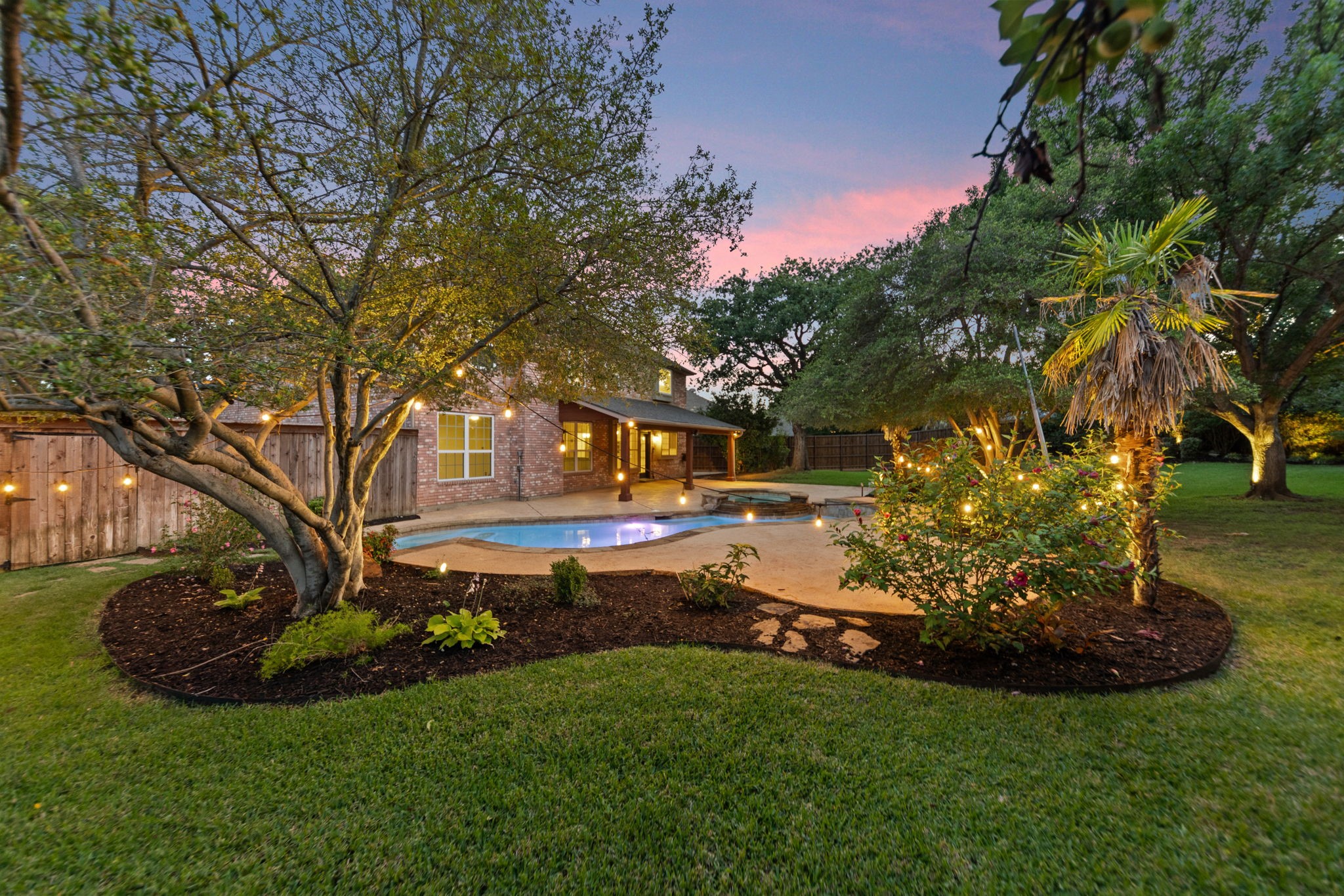 832 Tealwood Circle Flower Mound TX 75028