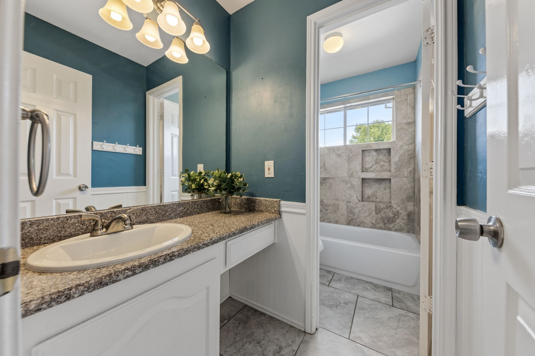 832 Tealwood Circle Flower Mound TX 75028