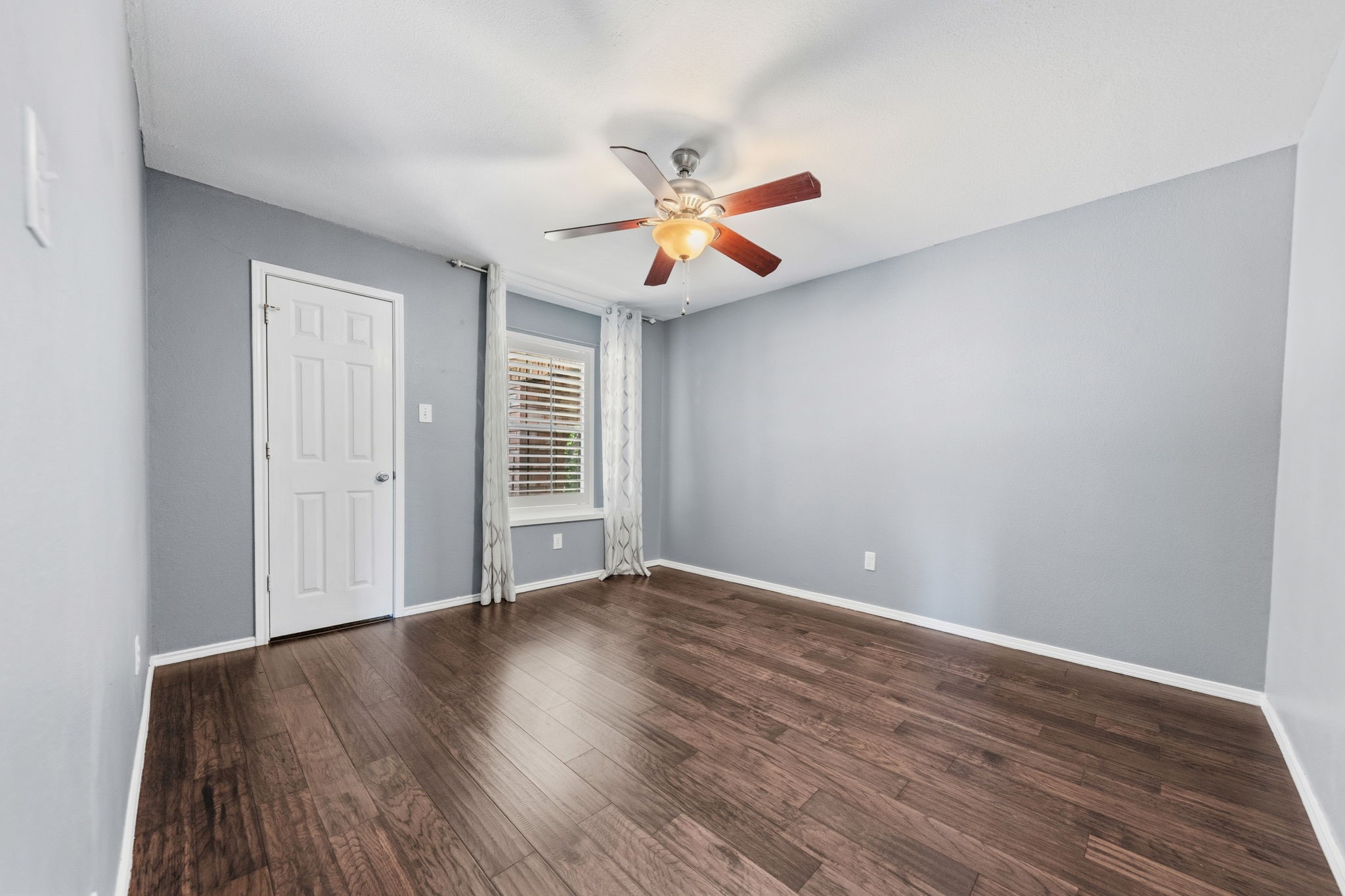 832 Tealwood Circle Flower Mound TX 75028