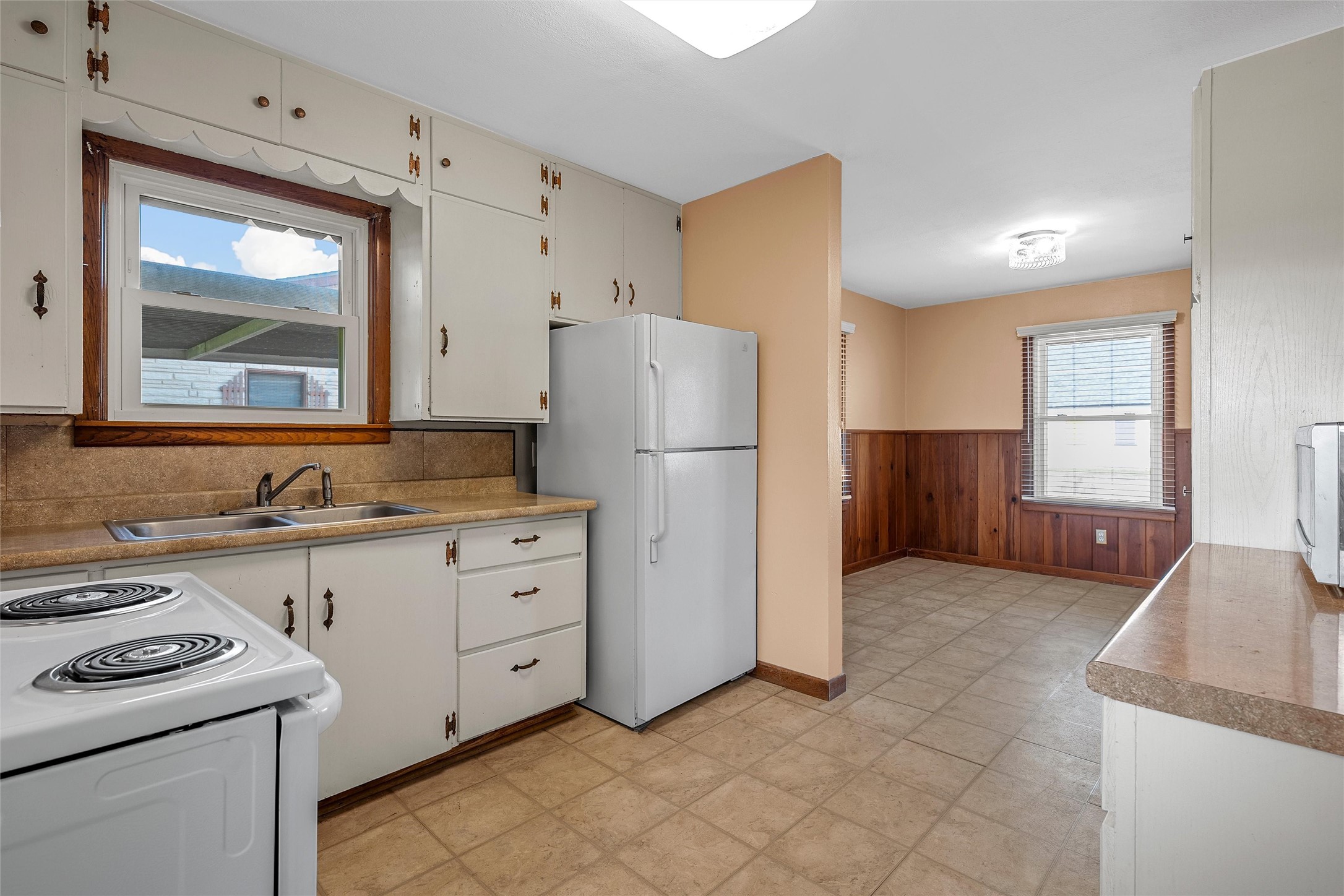 307 Playdium Drive West TX 76691