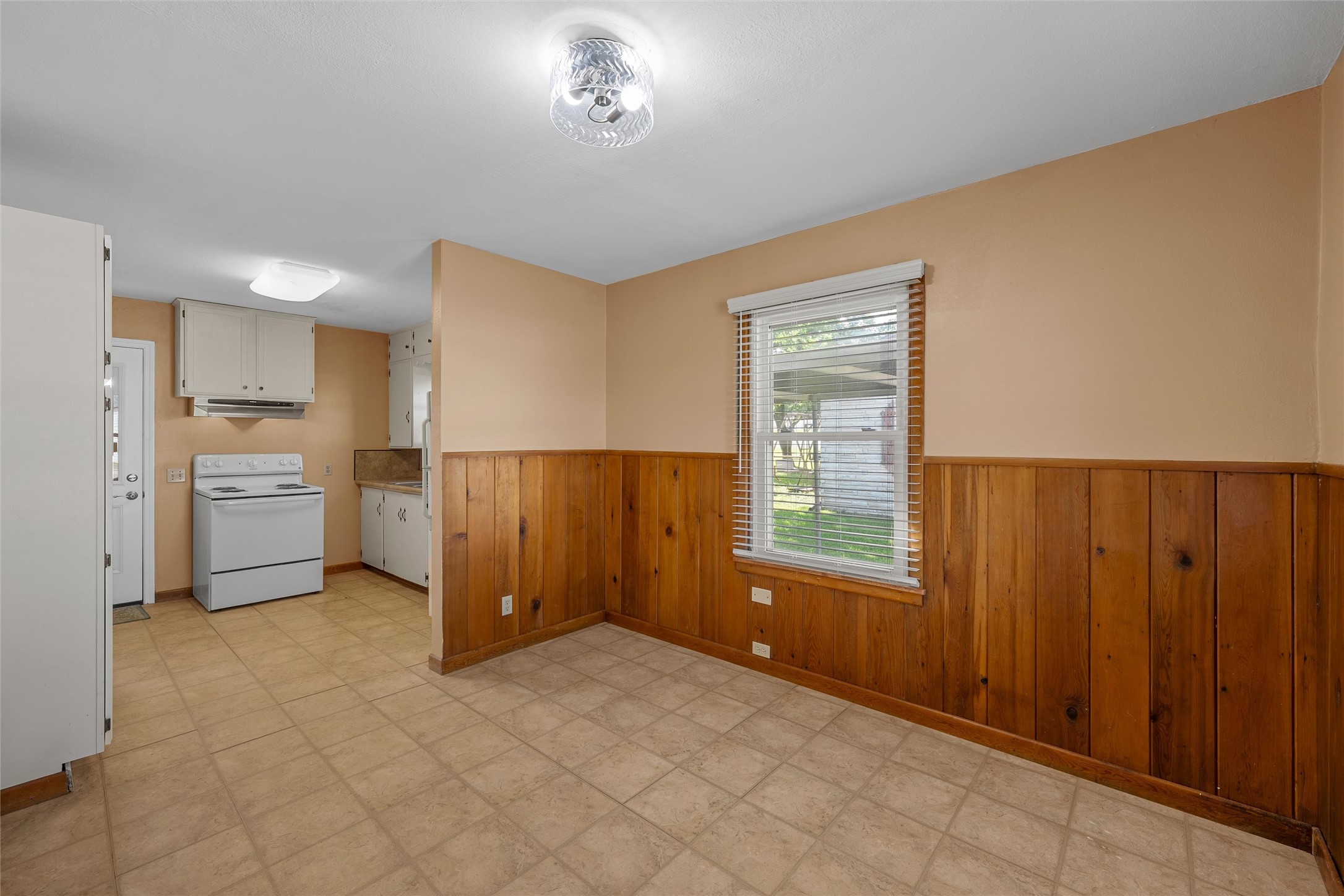 307 Playdium Drive West TX 76691