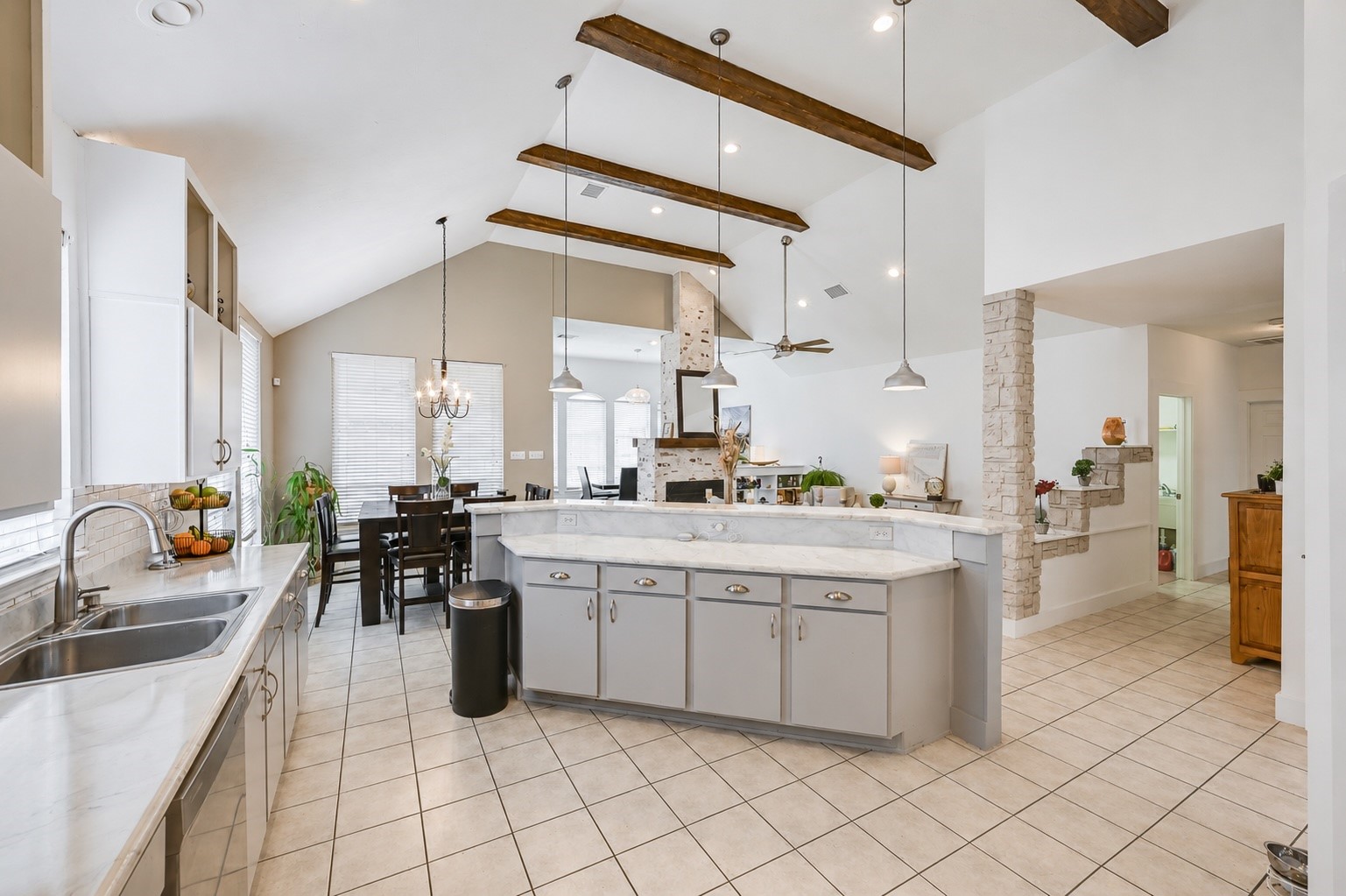 6017 Baskerville Drive Rowlett TX 75087