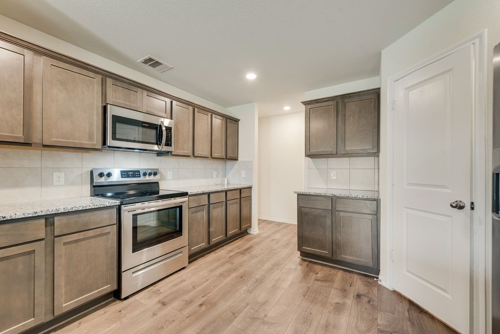 2820 Jordan Drive Seagoville TX 75159
