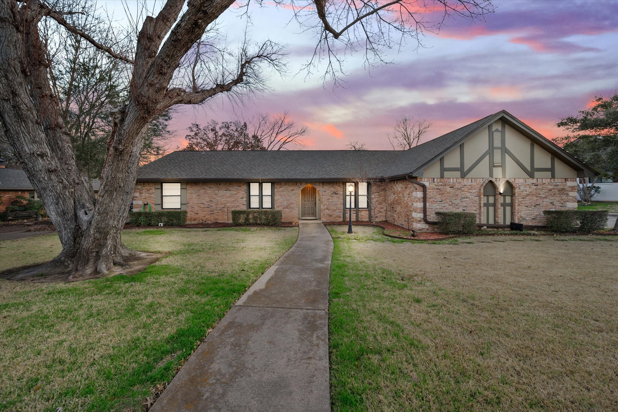 2513 Marian Street Grand Prairie TX 75050