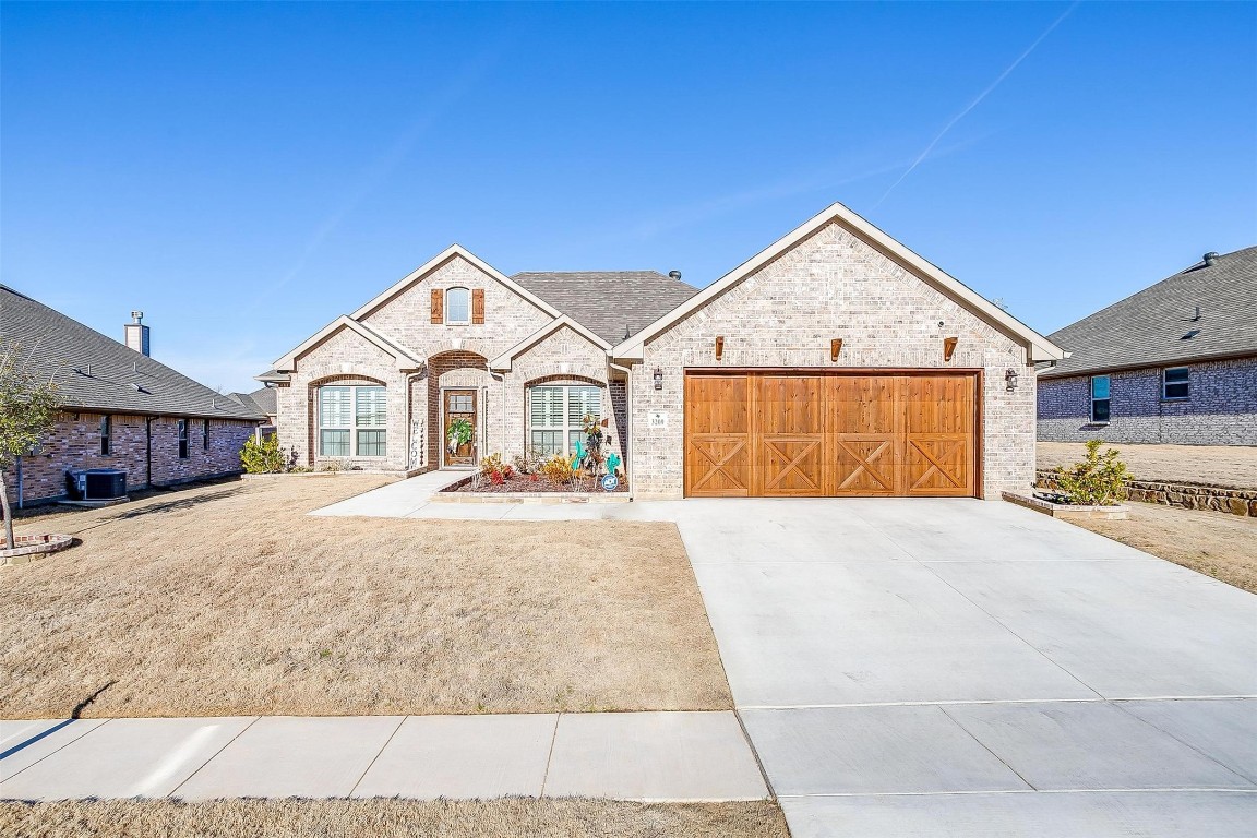 3209 Greenway Drive Burleson TX 76028
