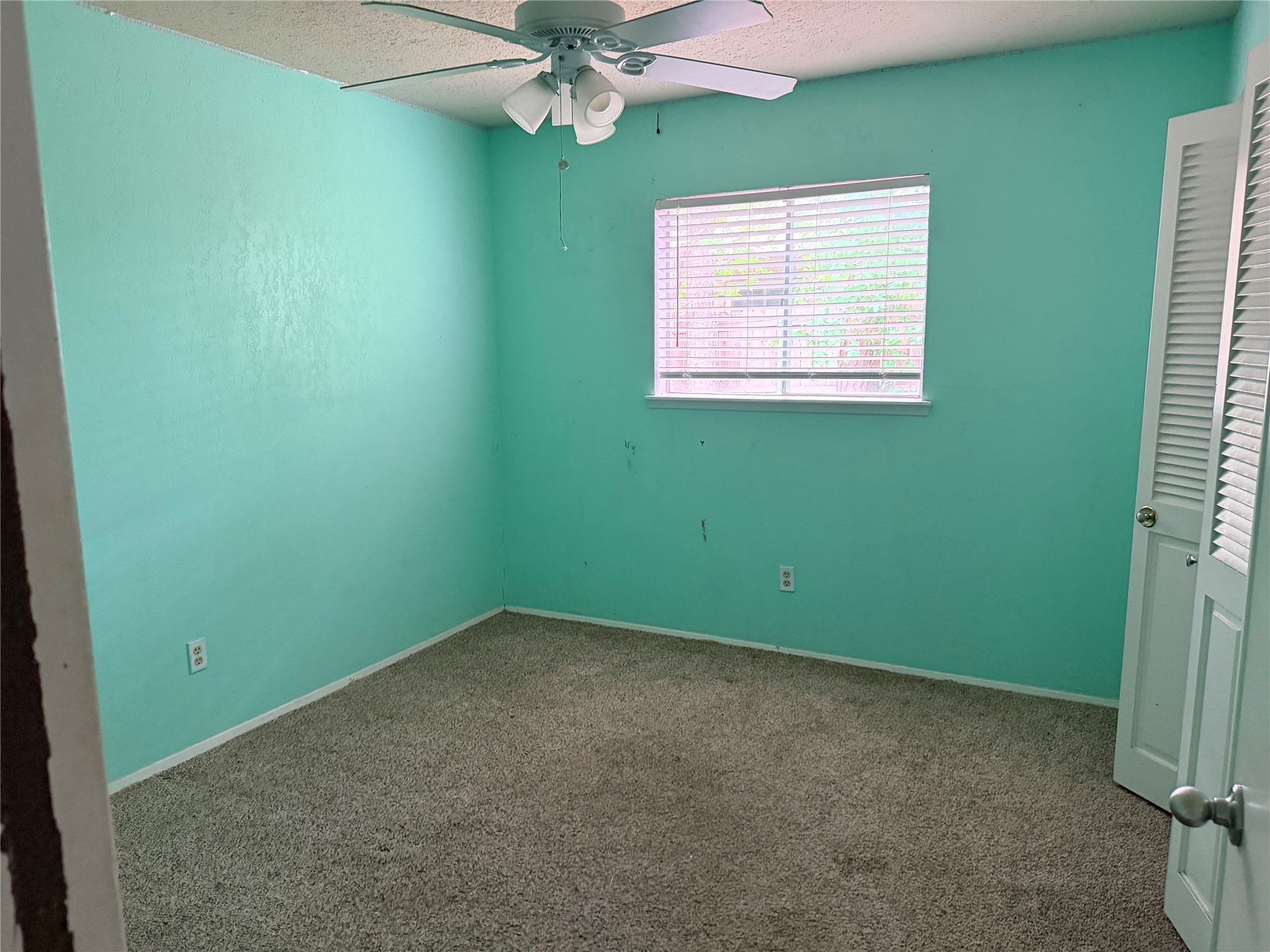 4060 Random Circle Garland TX 75043